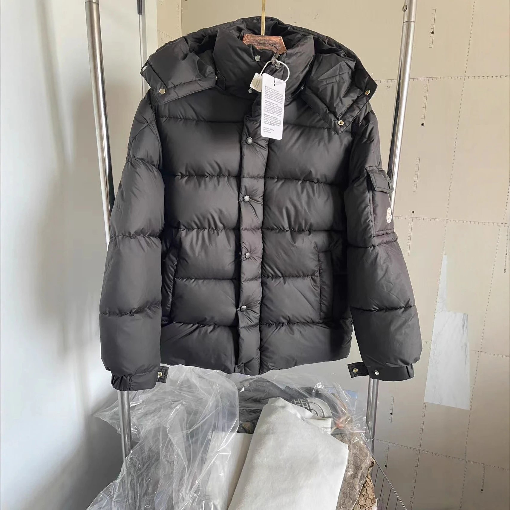 Moncer  hooded down jacket