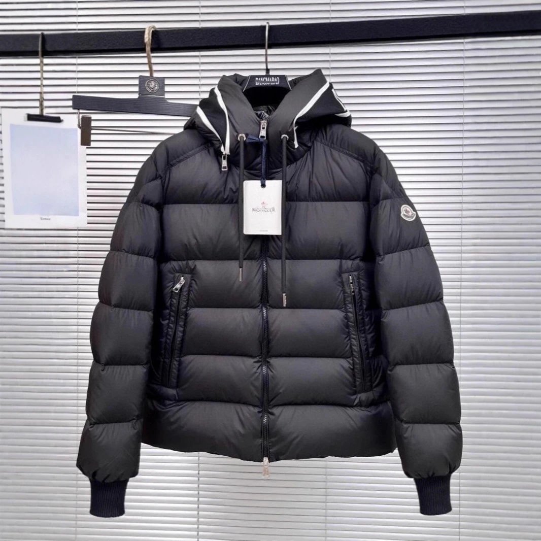 Moncer hooded down jacket