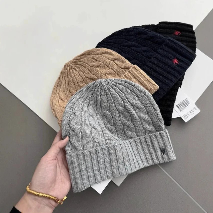 Ralph Lauren knitted hat RL
