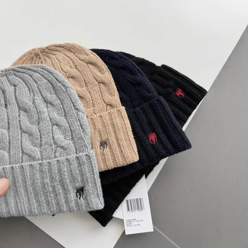 Ralph Lauren knitted hat RL
